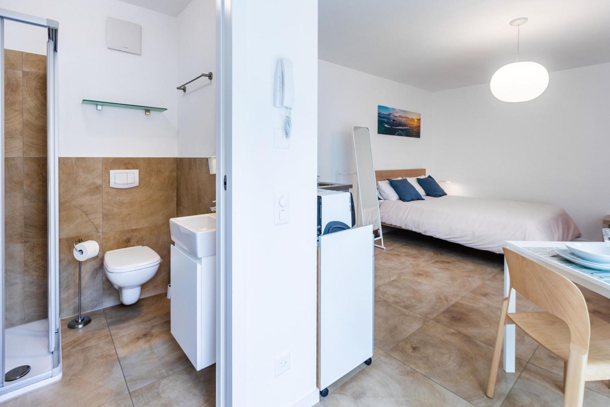 Apartamento Easy Flat Vezia, Indipendent Entrance, Free Parking Lugano Habitación foto